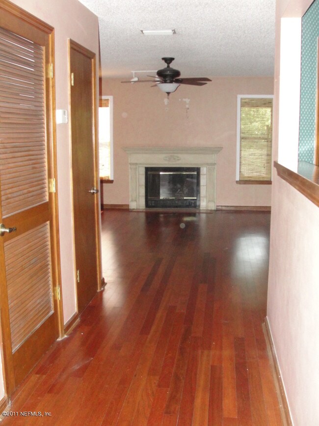 Foto del edificio - 3902 Stillwood Dr