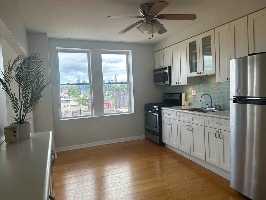Foto principal - 201 45th St
