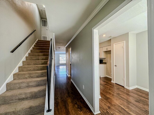 Foto del edificio - 15314 Gorham Dr