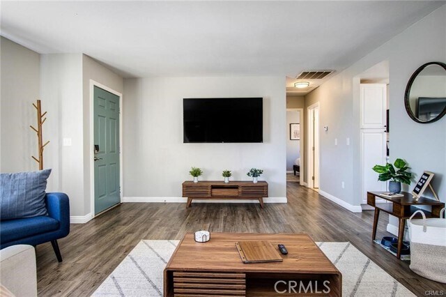 Foto del edificio - 6886 Hillview Rd