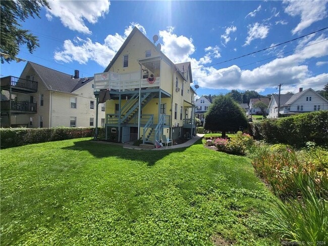 Building Photo - 21 Oak Ave