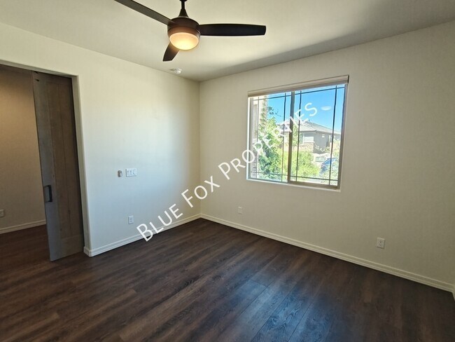 Building Photo - 8454 N Lone Ranger Rd