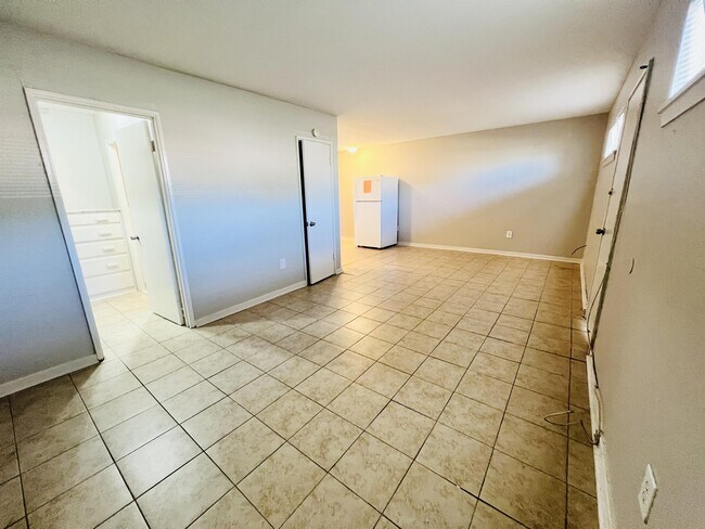 Foto del edificio - 767 W Roosevelt St