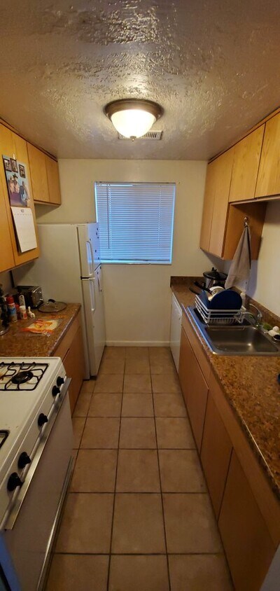 Building Photo - 1 bed, 1 bath apartment south of BYU