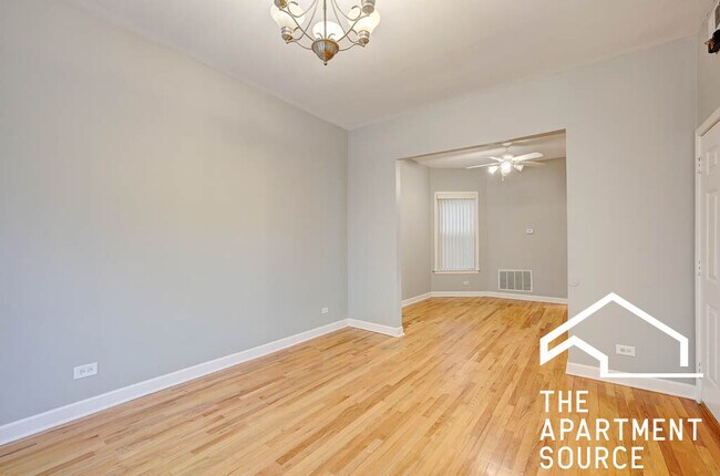 Foto del edificio - 3528 W Palmer St