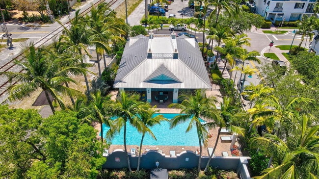 Foto del edificio - 250 NE 3rd Ave