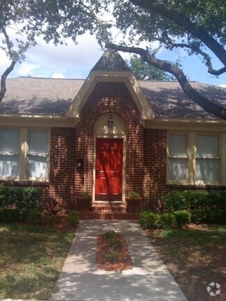 Building Photo - 1420 Stanford St