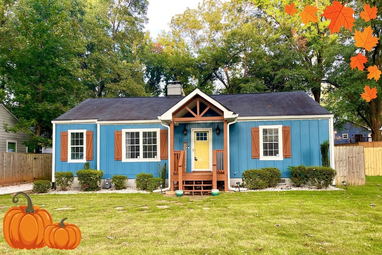 Foto principal - Welcome to this stunning 3-bedroom, 2-bath...