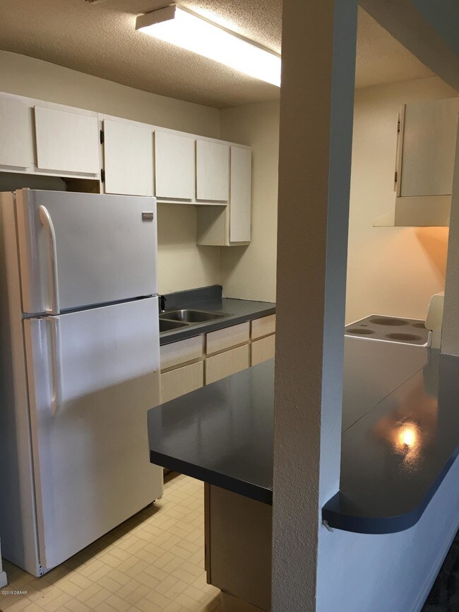 Foto del edificio - 450 Tomoka Ave