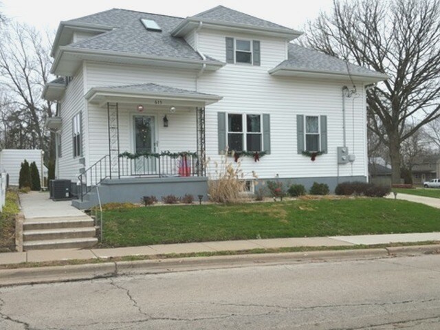 Foto principal - 615 Green St