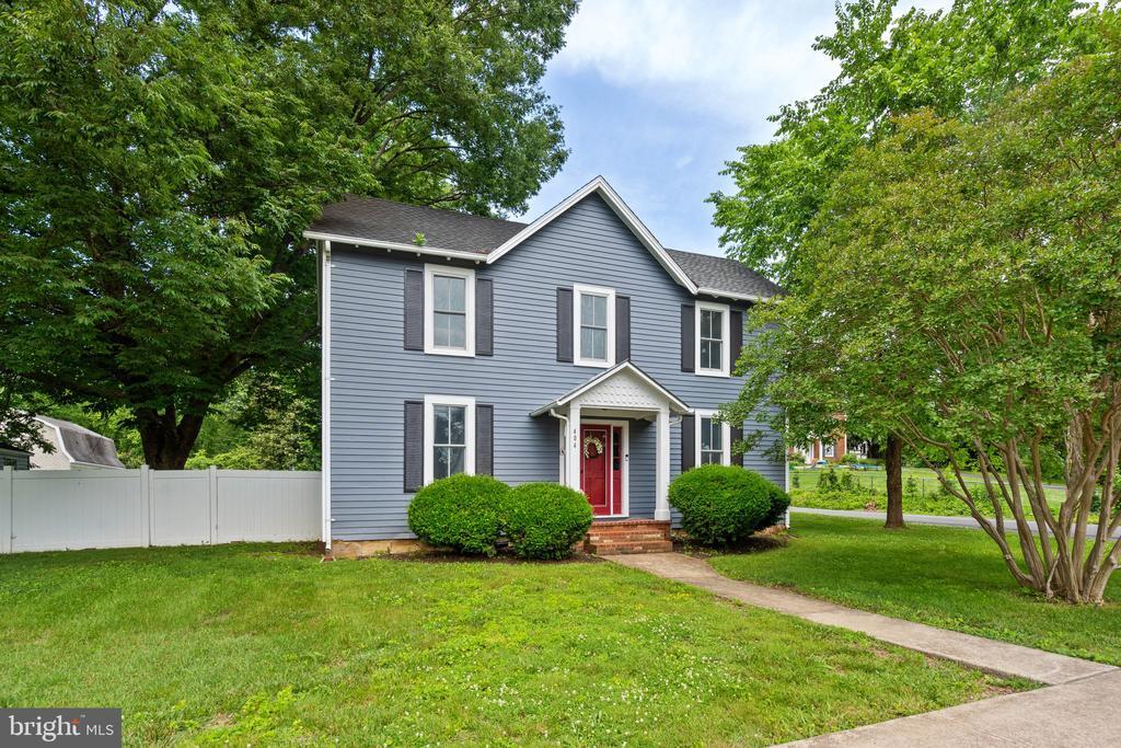 Primary Photo - 404 N Franklin St