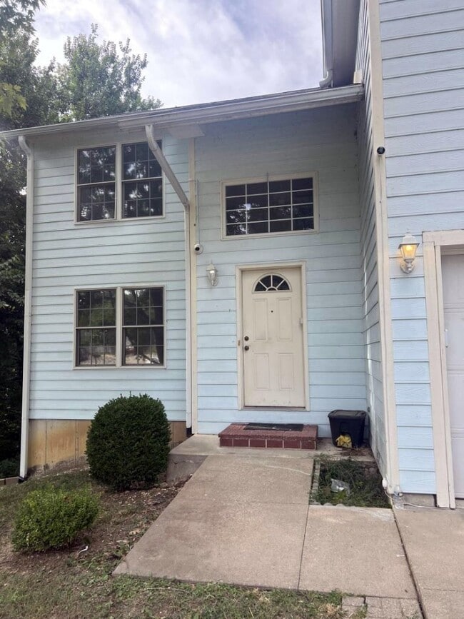 Building Photo - 5328 Godas Cir