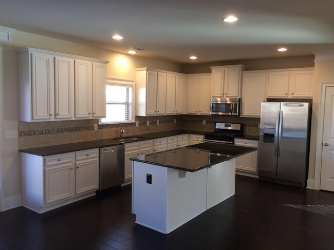 Building Photo - 5385 Bucknell Trace