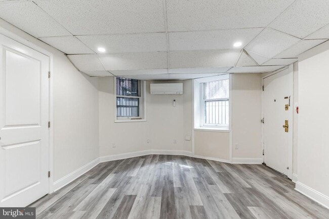 Building Photo - 2019 Locust St