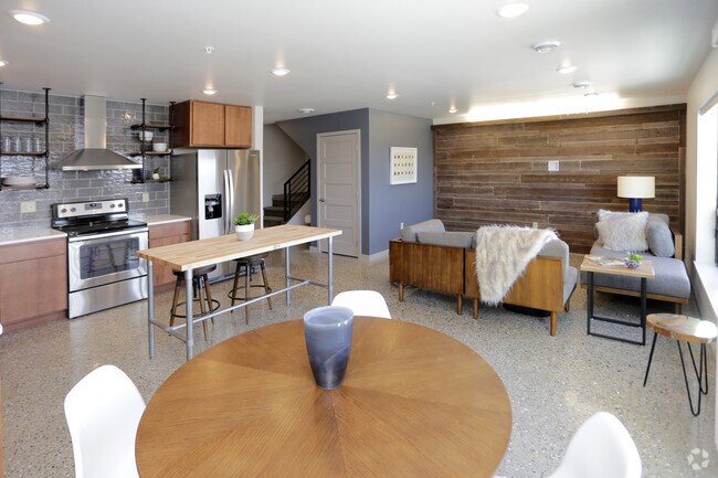 Foto del interior - Sheyenne Plaza