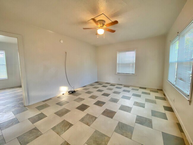 Foto del edificio - 1923 39th St