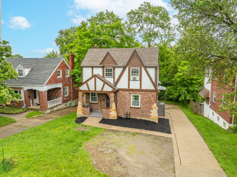 Foto principal - 5612 Colerain Ave