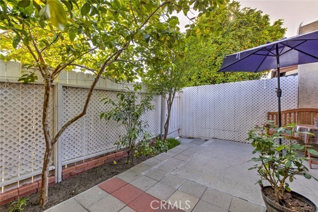 Foto del edificio - 7631 Vineland Ave