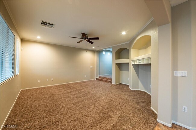 Foto del edificio - 7270 Bird Cherry St