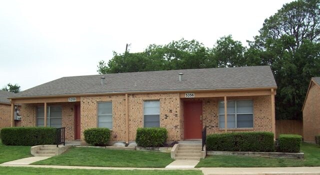 Foto principal - Summit at Unique Gardens Apartments