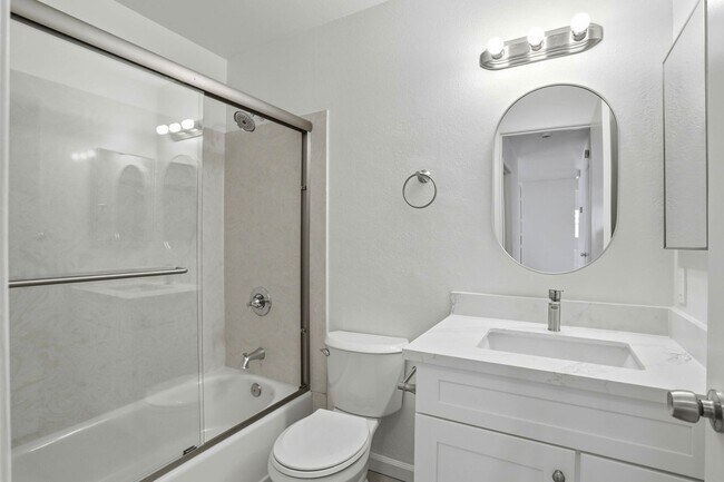 Foto del edificio - Rare Rental Opportunity in a Prime San Jose Location!