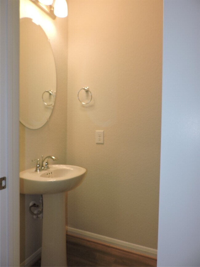 Foto del edificio - 7219 Cherrybark Oak Dr