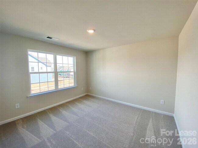 Building Photo - 1016 Whipcord Dr
