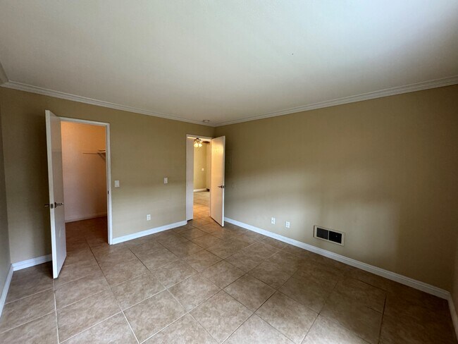 Building Photo - 201 Woodland Pkwy