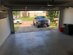 Building Photo - 8531 Ashford Green Ln