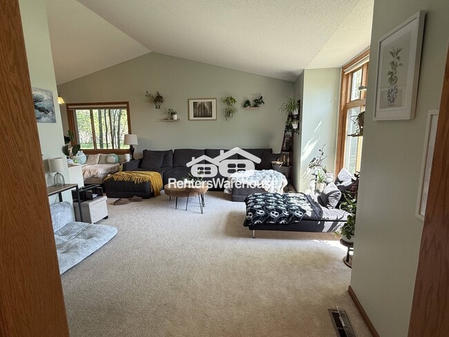 Building Photo - 1316 Fremont Ct
