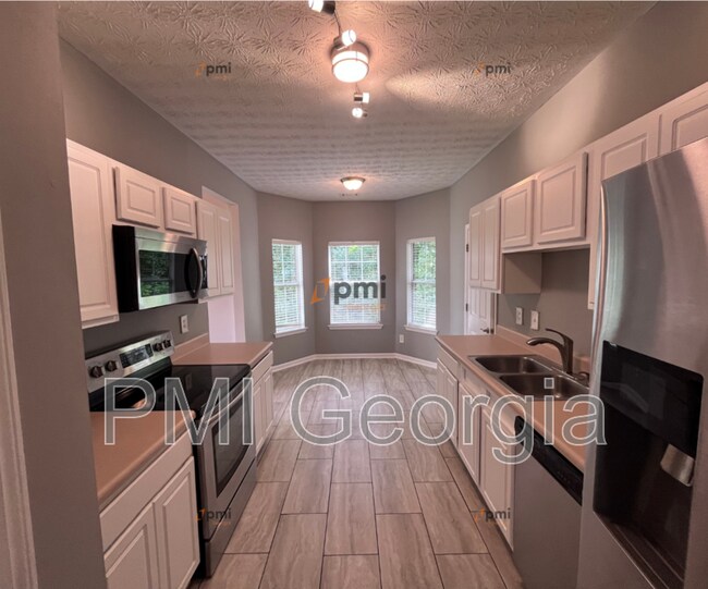 Foto del edificio - 224 Autumn Ridge Dr