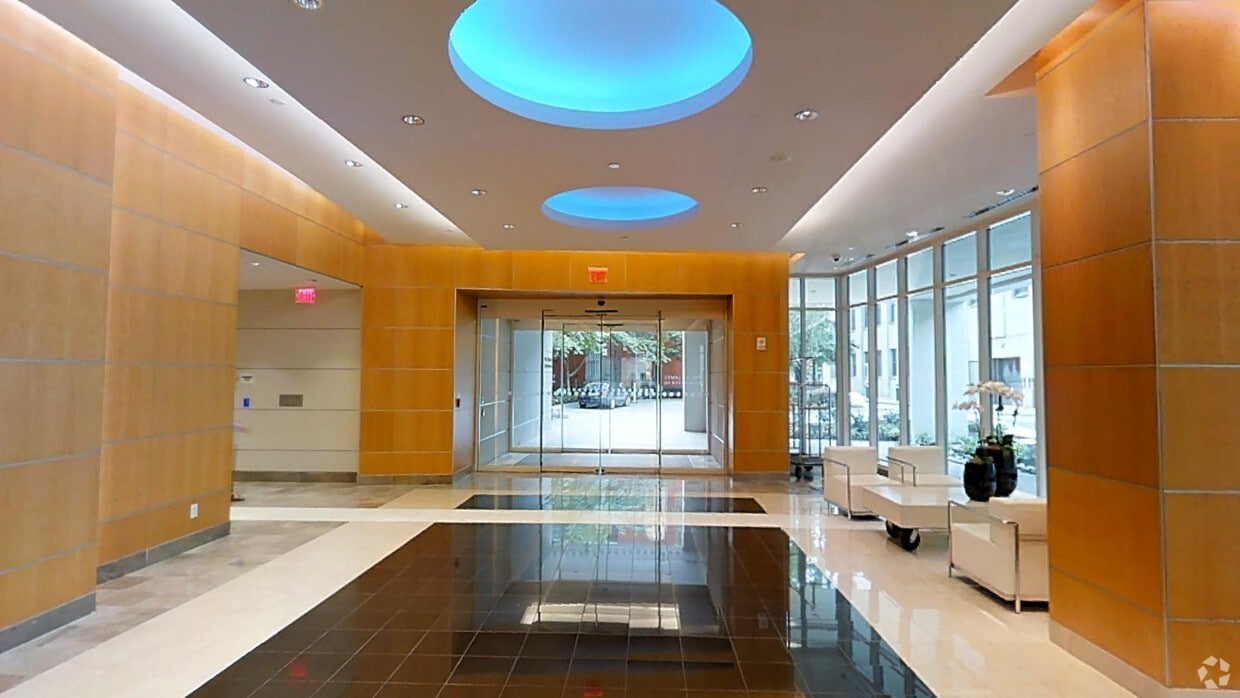 Photo - The St James Apartments