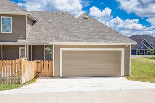 Foto del edificio - 1133 Newcastle Dr