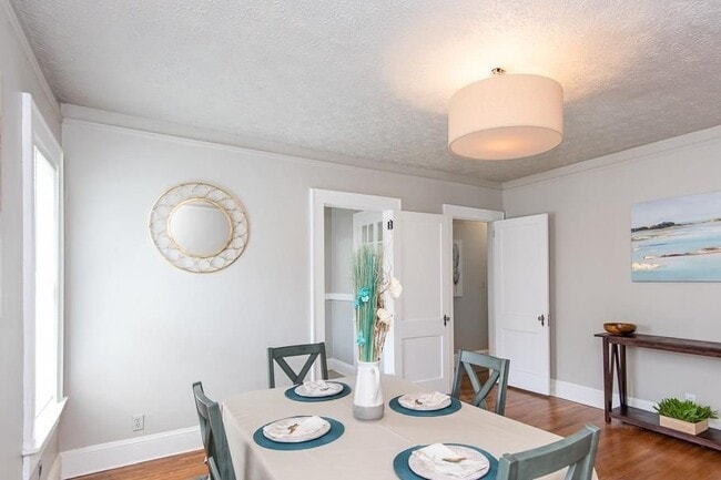 Foto del edificio - 2533 N Bayard St