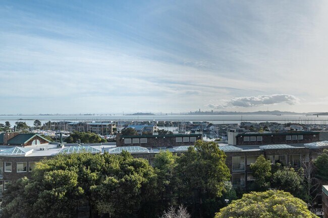 Vistas al agua - 1201 Brickyard Way