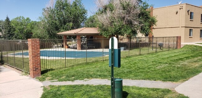 Peak 1465 Apartments Colorado Springs Co Apartments Com Peak 1465 Apartments Colorado Springs Co Apartments Com