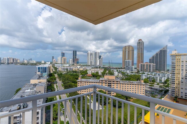 Foto del edificio - 251-174 174th St