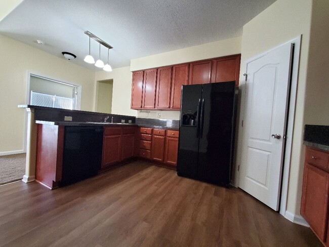 Foto del edificio - Move-In Ready 3BR Home with Great Living S...