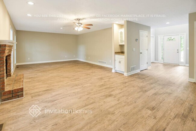 Building Photo - 17 Henley Cir