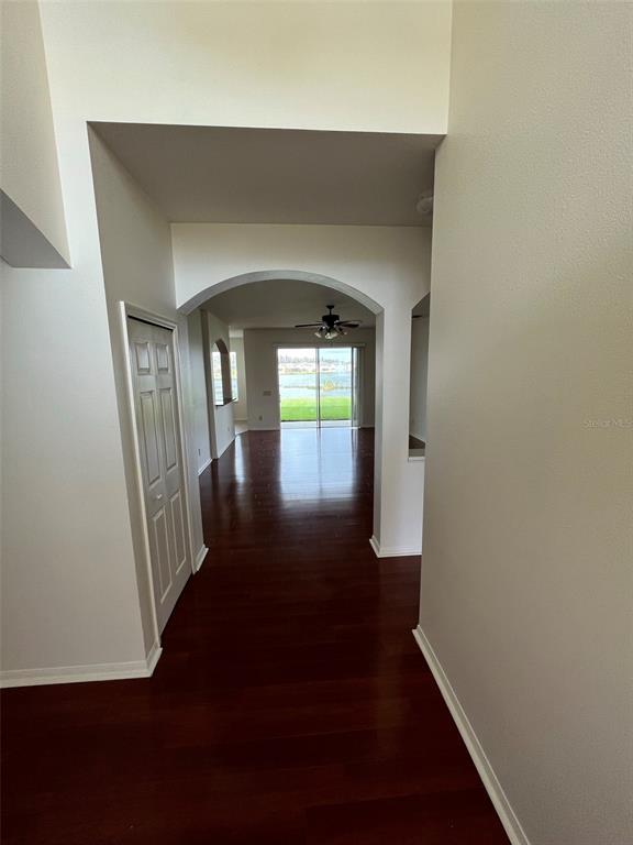 Building Photo - 10757 Pictorial Park Dr