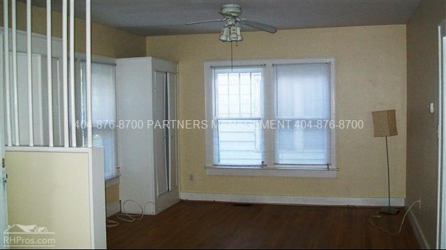 Foto del edificio - 877 Gilbert St SE