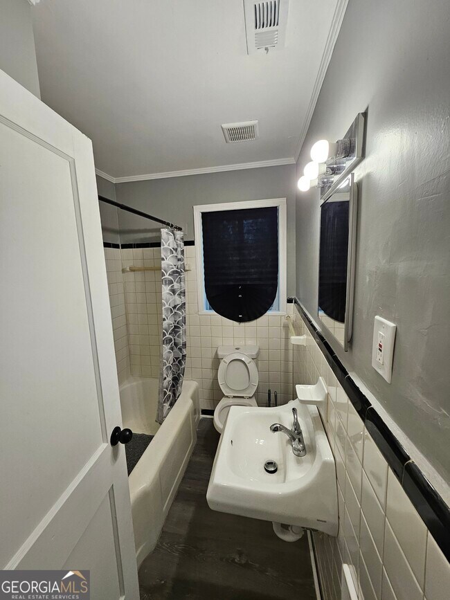 Foto del edificio - 521 Meriwether St