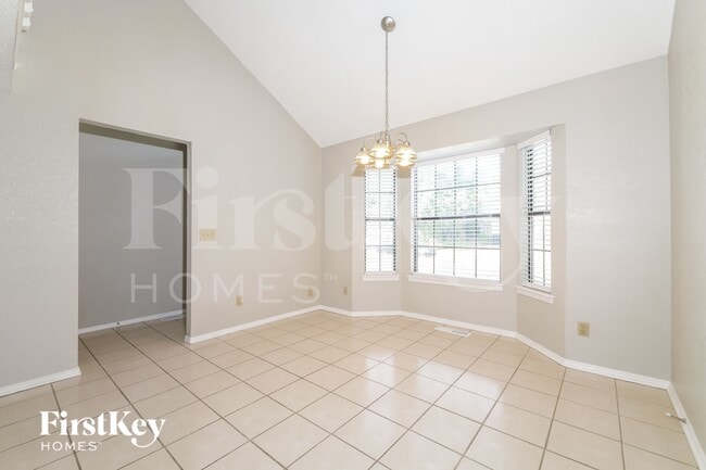 Building Photo - 1008 Sennybridge Dr