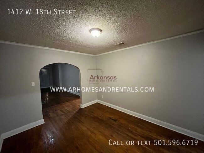 Foto del edificio - 1412 W 18th St