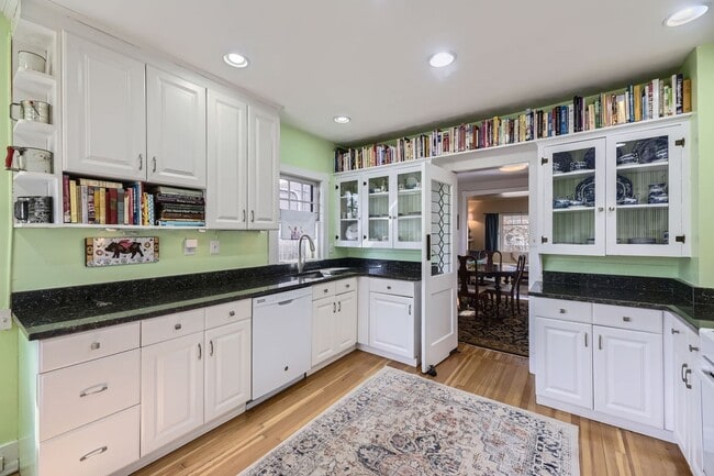 Photo - 3 BDR Oasis near Denver Botanic Gardens House