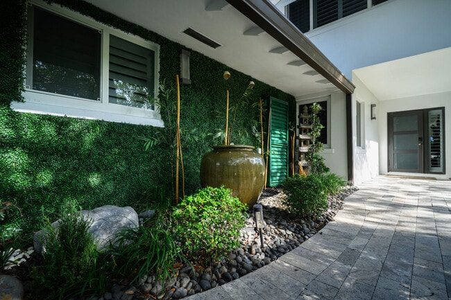 Building Photo - 5246 Boca Marina Cir S