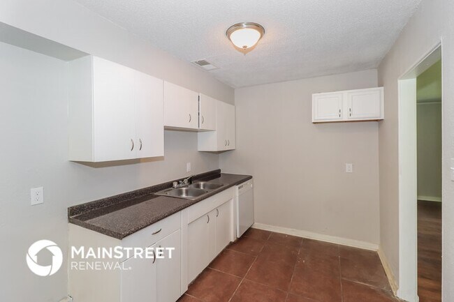 Foto del edificio - 4065 Meadow Dr