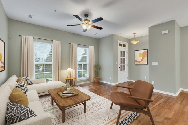 Foto del edificio - 305 Dursley Ln