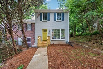 Building Photo - 2780 Northwood Ct