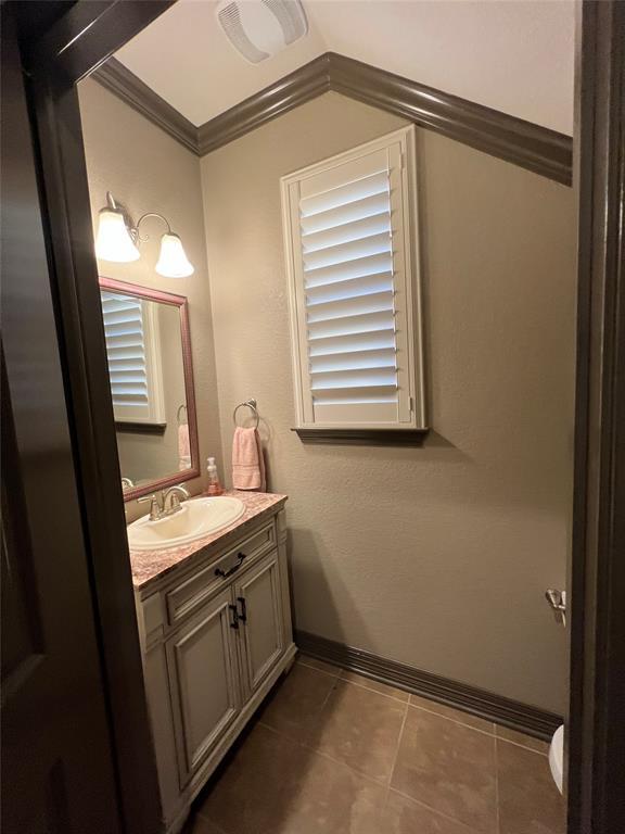 Building Photo - 11924 Terraza Cir